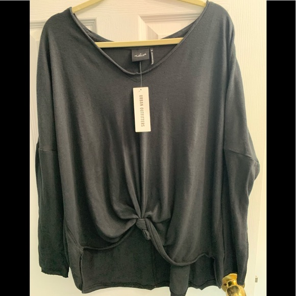 Urban Outfitters Tops - NWT Urban Outfitters Black Top-Small
